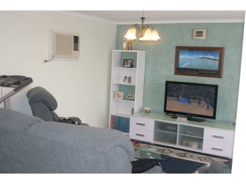 12 Fleming Terrace, Pakenham VIC 3810