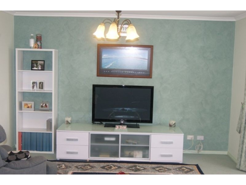 12 Fleming Terrace, Pakenham VIC 3810