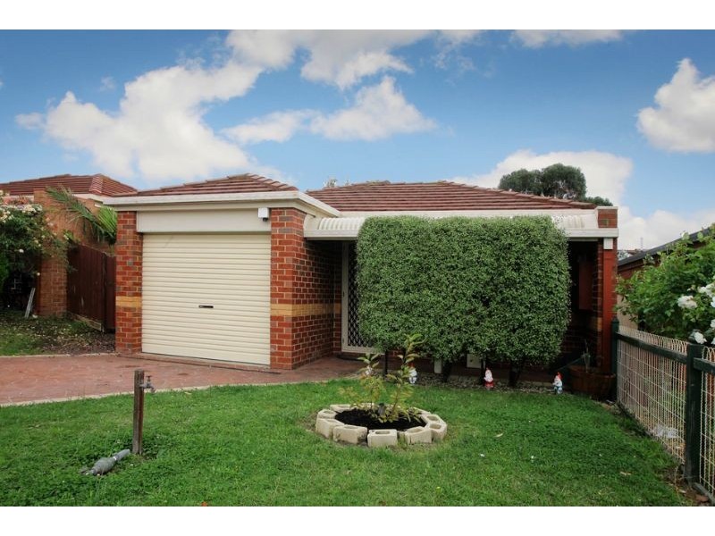 20 Highmount Drive, Hampton Park VIC 3976