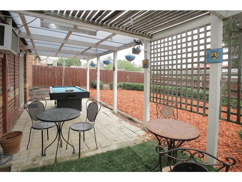 20 Highmount Drive, Hampton Park VIC 3976