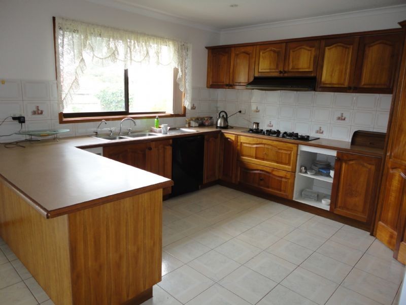 10 Central Avenue, Dandenong North VIC 3175