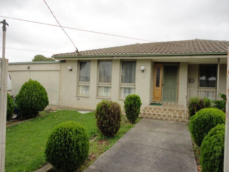 10 Central Avenue, Dandenong North VIC 3175