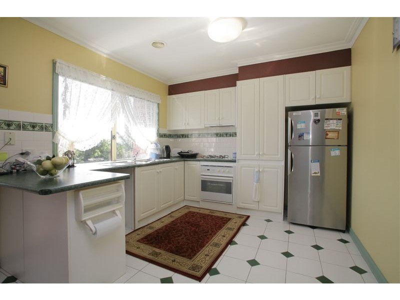 1/6 Kensington Court, Hampton Park VIC 3976