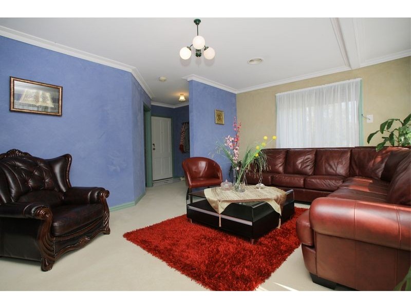 1/6 Kensington Court, Hampton Park VIC 3976