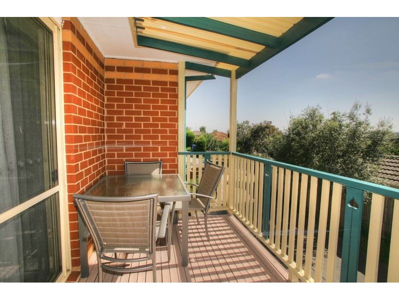 1/6 Kensington Court, Hampton Park VIC 3976