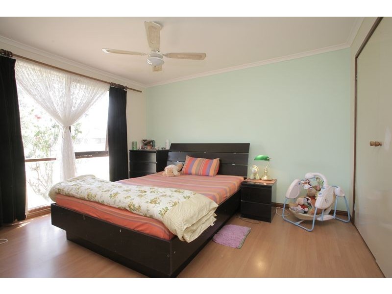 16 Hazeldean Court, Hampton Park VIC 3976