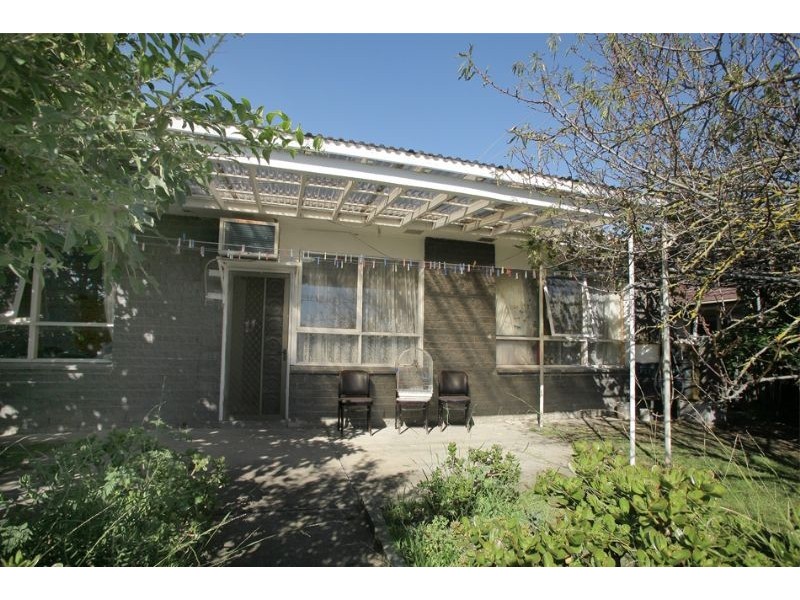 74 Pound Road, Hampton Park VIC 3976