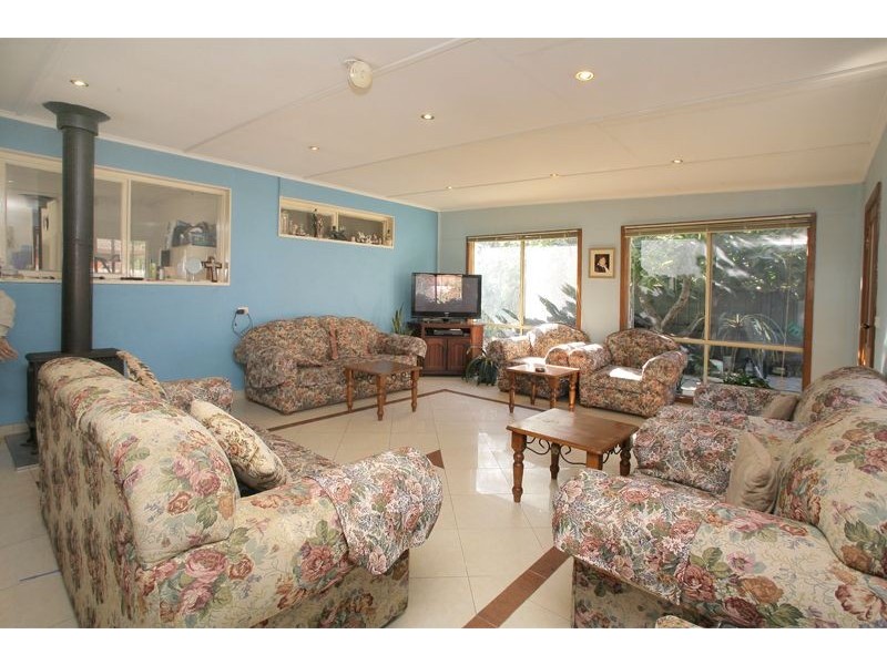 74 Pound Road, Hampton Park VIC 3976