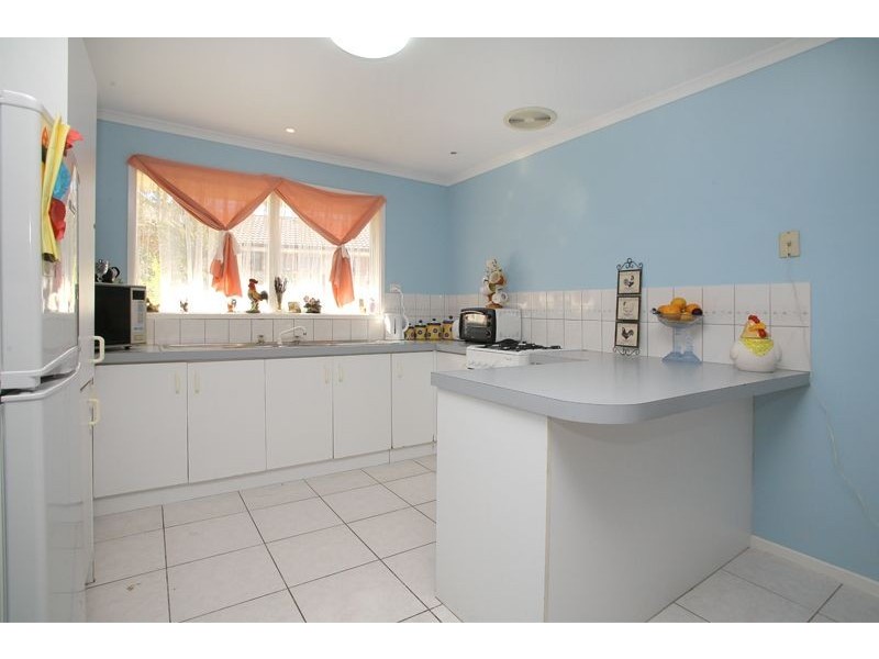 2 Erin Court, Hampton Park VIC 3976