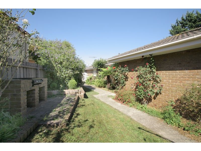 2 Erin Court, Hampton Park VIC 3976