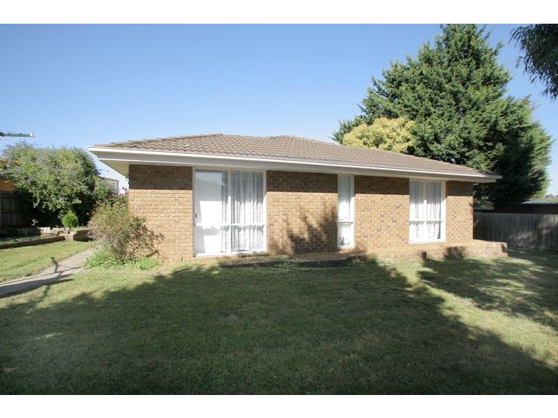 2 Erin Court, Hampton Park VIC 3976