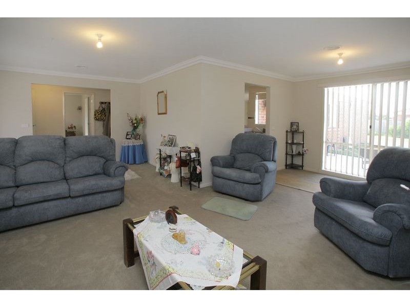 10 Elpara Way, Hampton Park VIC 3976