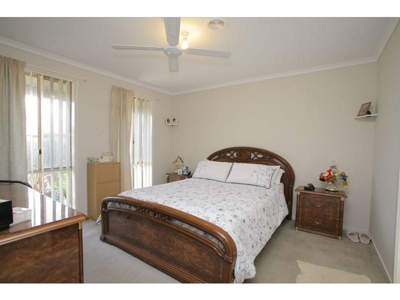 10 Elpara Way, Hampton Park VIC 3976