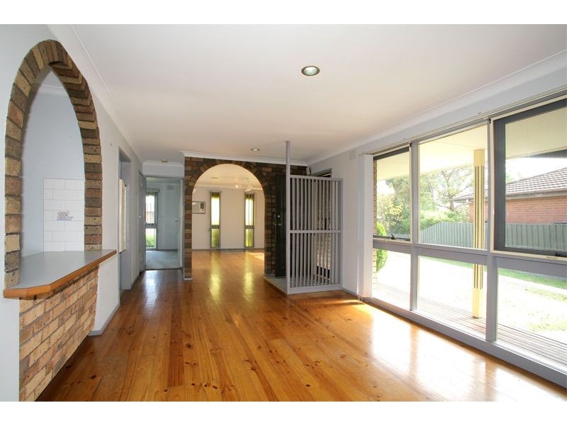 30 Vanessa Drive, Hampton Park VIC 3976