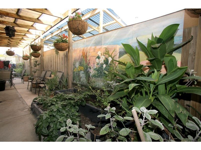 2 Dobson Crescent, Lynbrook VIC 3975