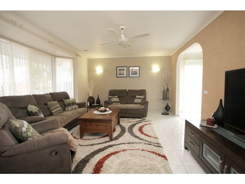 29 Sarah Place, Hampton Park VIC 3976