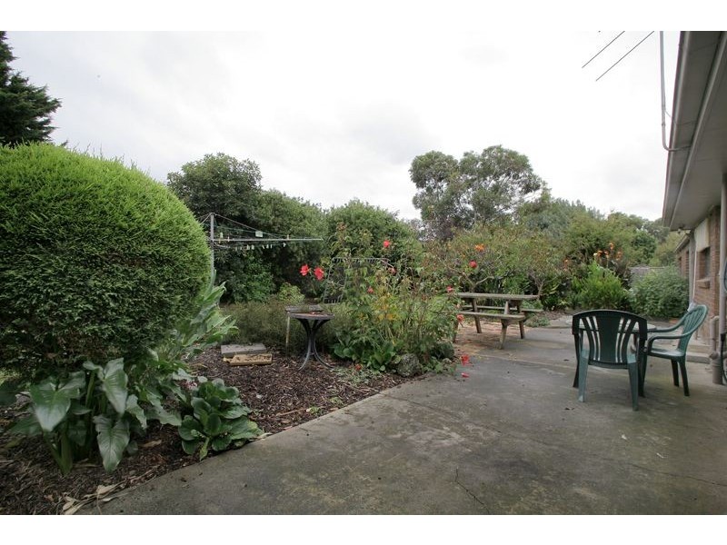 8 Manning Close, Hampton Park VIC 3976