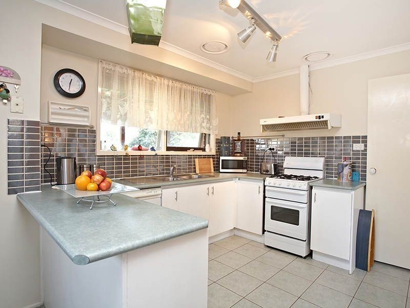 35 Wallace Road, Cranbourne VIC 3977