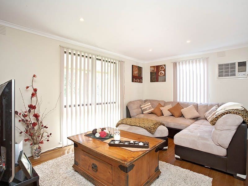 35 Wallace Road, Cranbourne VIC 3977