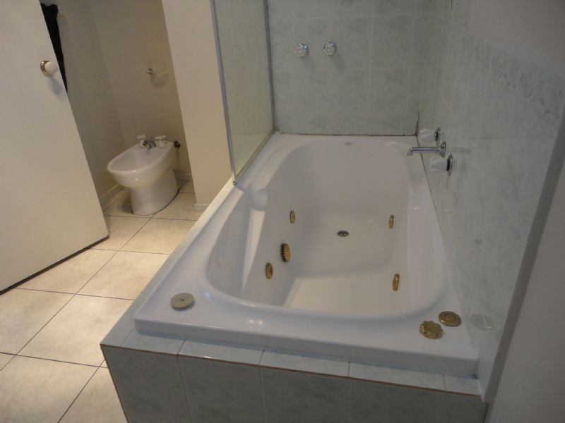 28 Gull Way, Narre Warren South VIC 3805