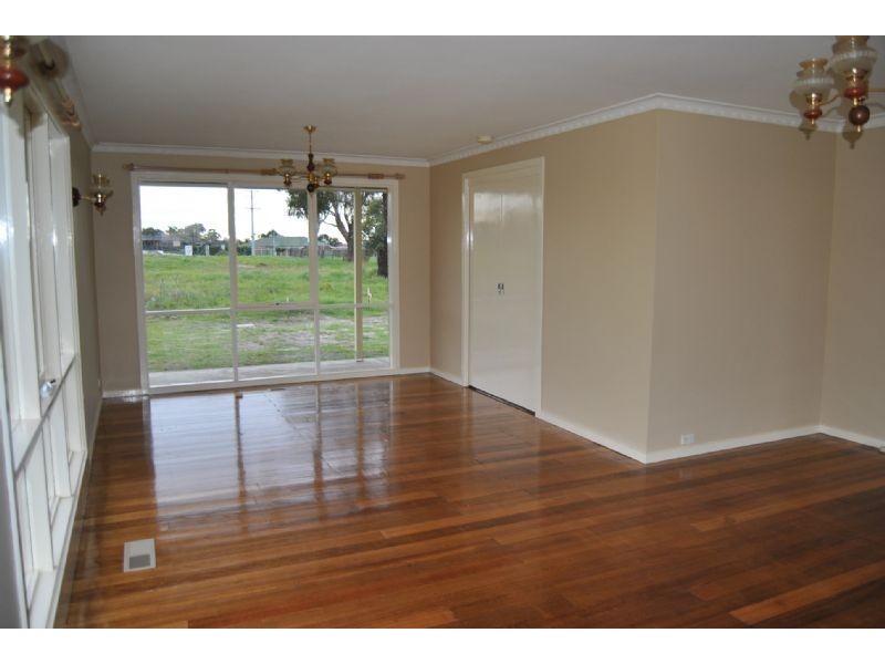 10 Short Road, Hampton Park VIC 3976