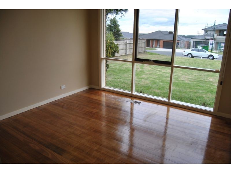 10 Short Road, Hampton Park VIC 3976