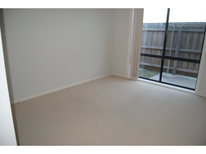 11/9 Carly Close, Narre Warren South VIC 3805