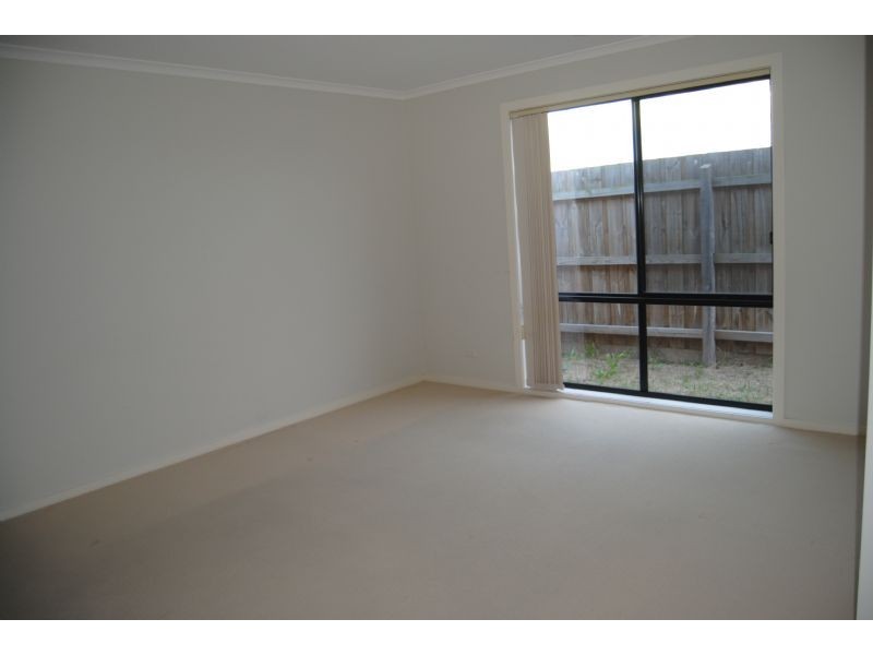 11/9 Carly Close, Narre Warren South VIC 3805