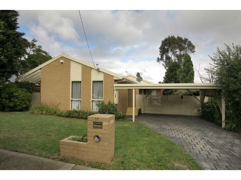 54 Warana Drive, Hampton Park VIC 3976