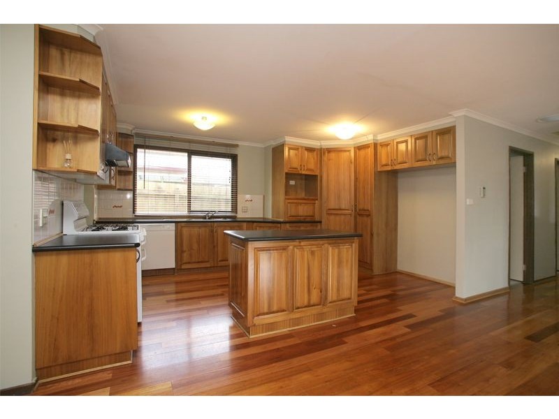 54 Warana Drive, Hampton Park VIC 3976