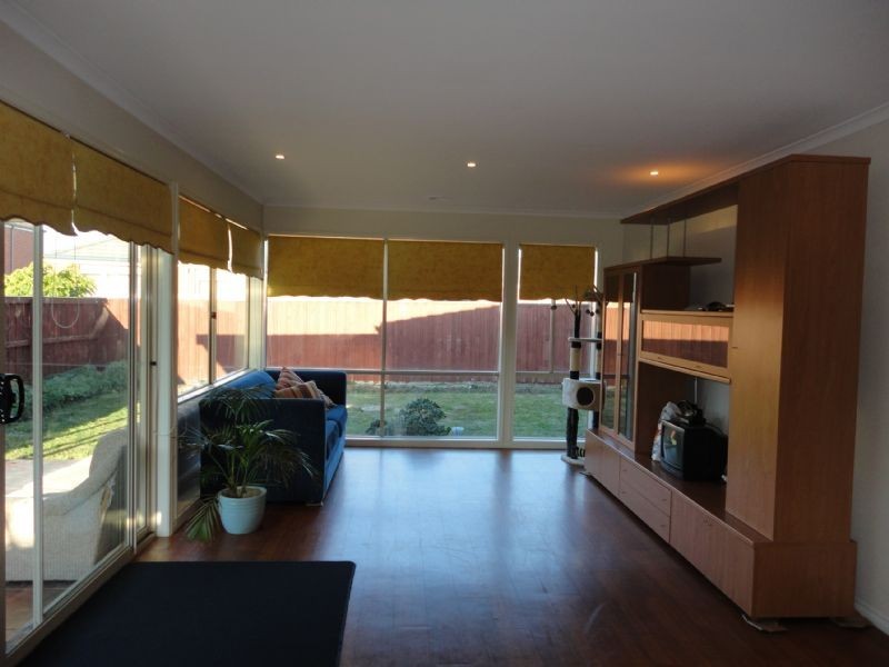 24 Hallmark Drive, Narre Warren South VIC 3805