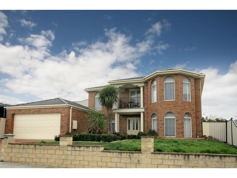 100 Hinrichsen Drive, Hallam VIC 3803