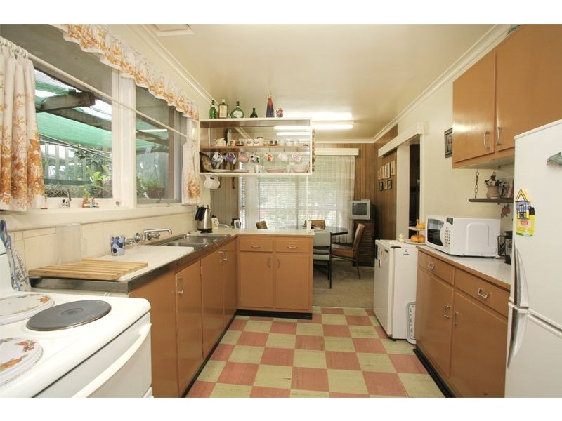 4 Parkland Avenue, Hampton Park VIC 3976