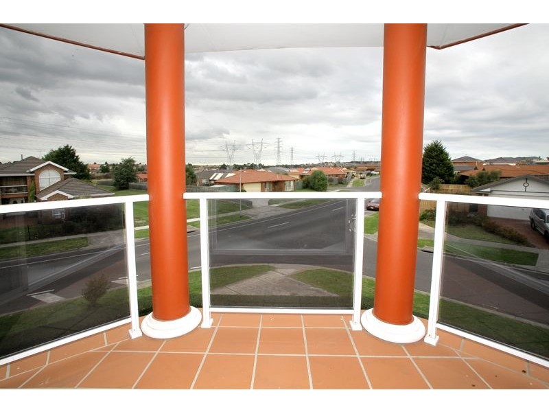 126 Hinrichsen Drive, Hallam VIC 3803