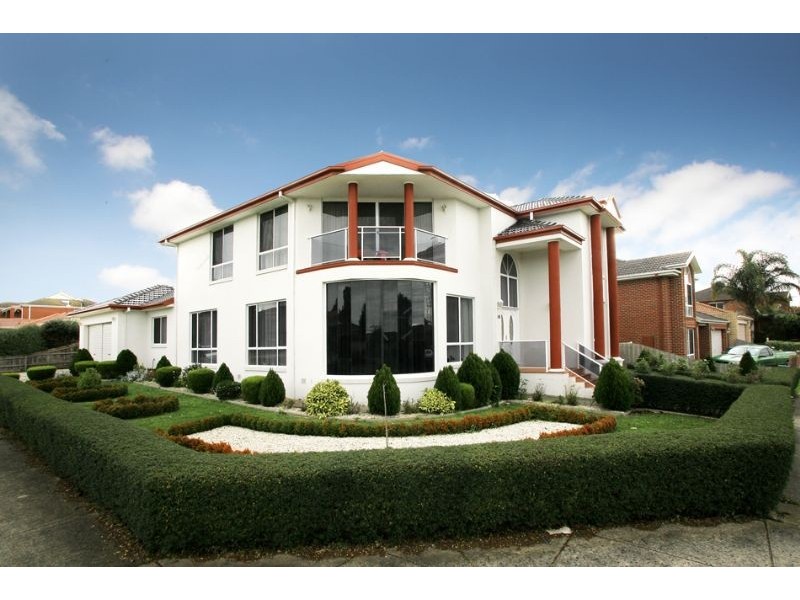 126 Hinrichsen Drive, Hallam VIC 3803