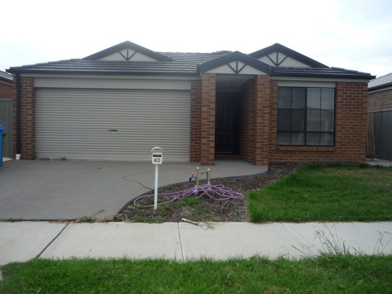 40 Tyndall Street, Cranbourne VIC 3977