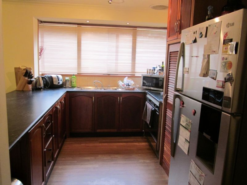 11 Edgerton Court, Hampton Park VIC 3976