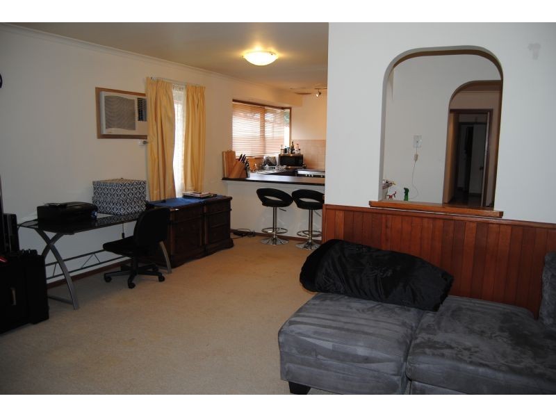 11 Edgerton Court, Hampton Park VIC 3976