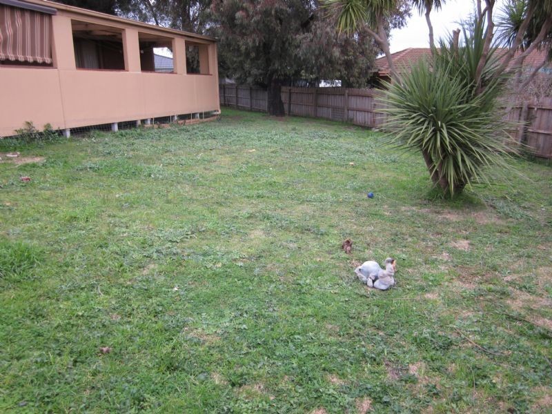 11 Edgerton Court, Hampton Park VIC 3976