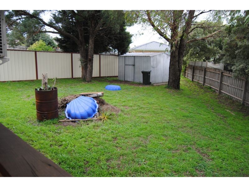 11 Edgerton Court, Hampton Park VIC 3976