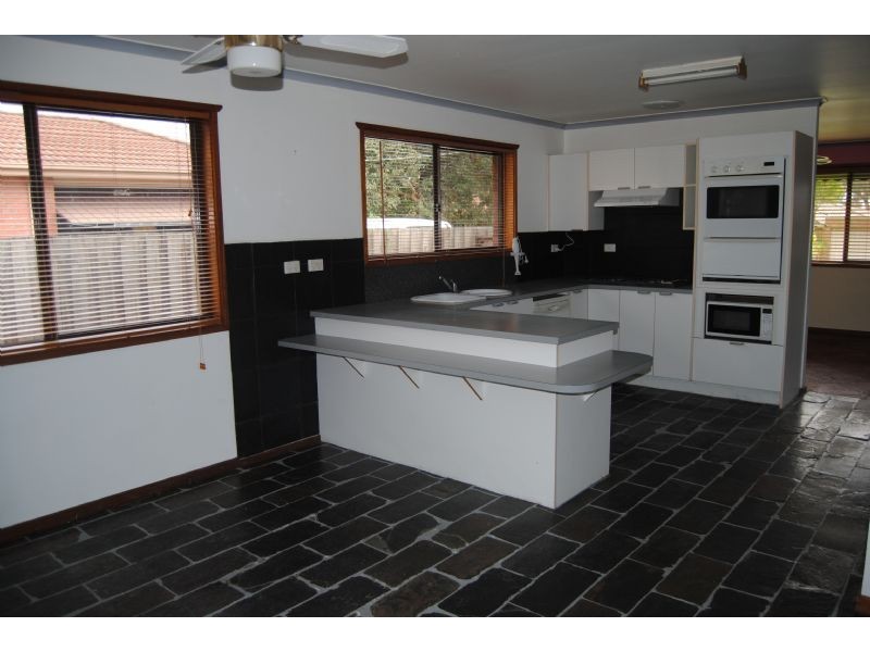 6 Jambe Court, Hampton Park VIC 3976