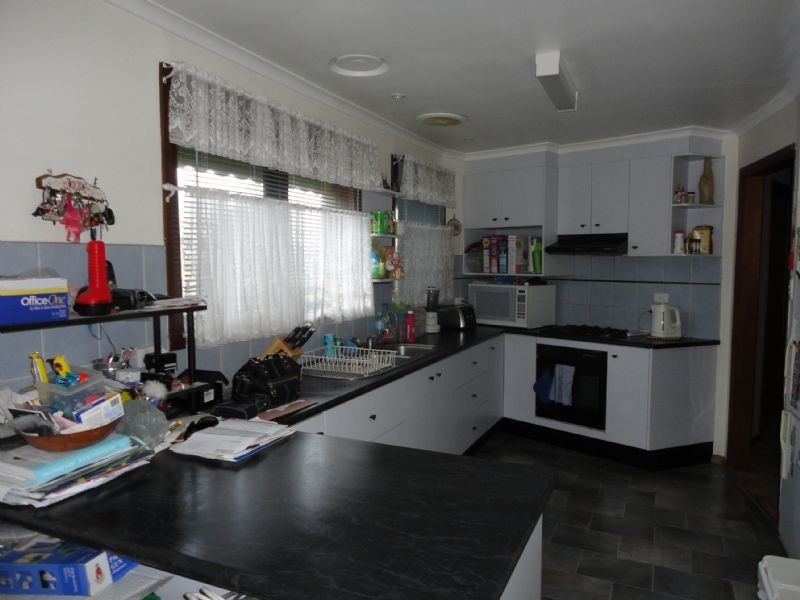 6 Sweet Gum Avenue, Narre Warren VIC 3805