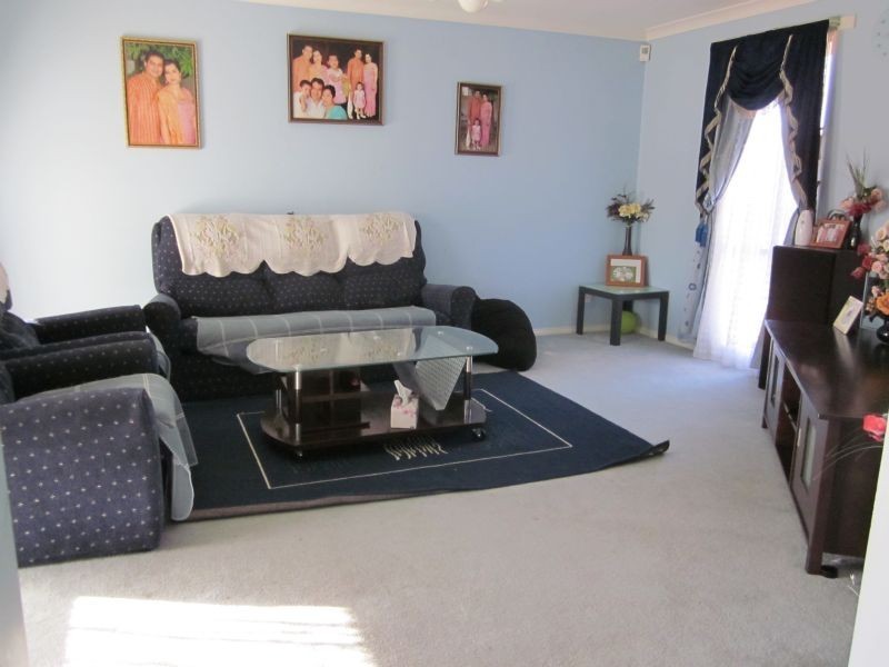 7 Elpara Way, Hampton Park VIC 3976