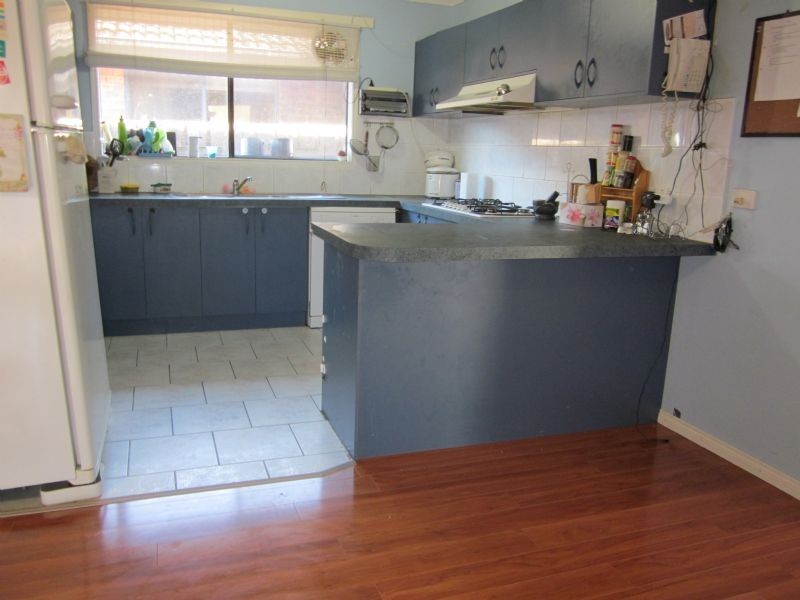 7 Elpara Way, Hampton Park VIC 3976