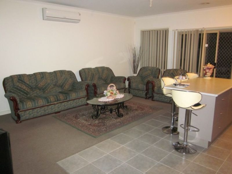 6/112 Cairns Road, Hampton Park VIC 3976