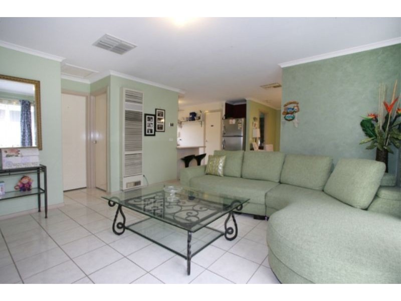 6 Bluegum Way, Hampton Park VIC 3976