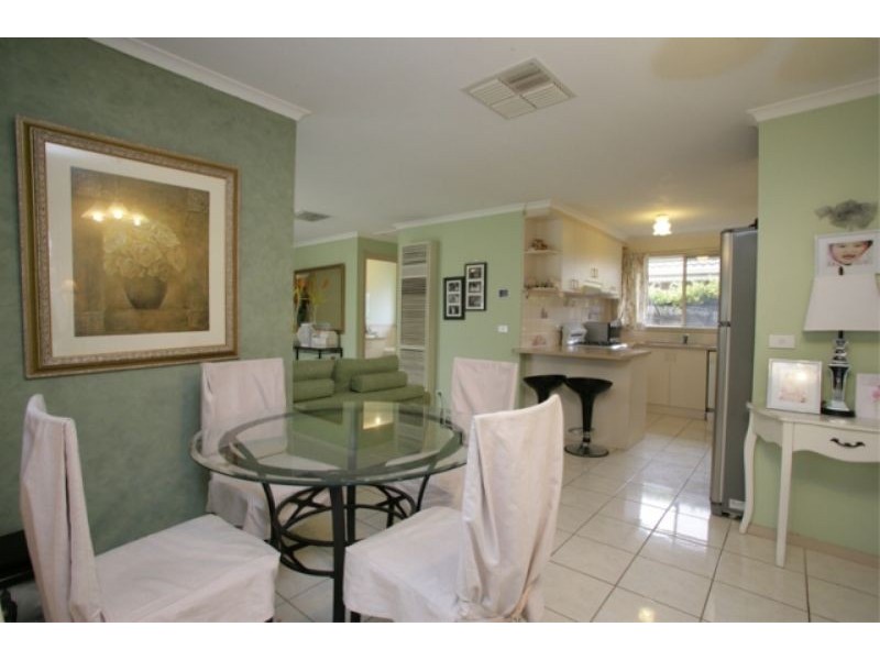 6 Bluegum Way, Hampton Park VIC 3976