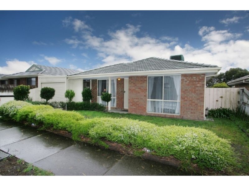 6 Bluegum Way, Hampton Park VIC 3976