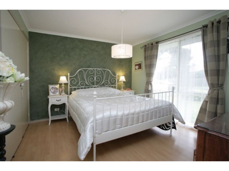 6 Bluegum Way, Hampton Park VIC 3976