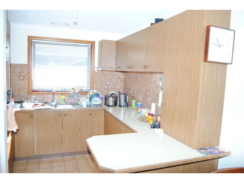 2/24 Alma Road, Hampton Park VIC 3976